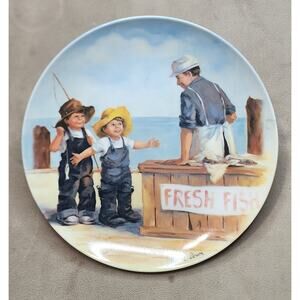 KNOWLES "FISH STORY" JEANNE DOWN 1ST ISSUE FRIENDS PLATE with cert or AUTH